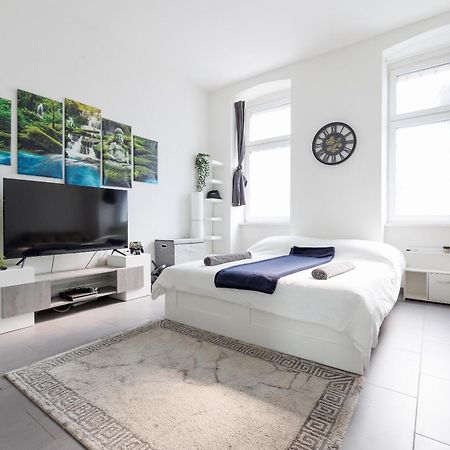 Modern City Apartment In Vienna Exterior photo